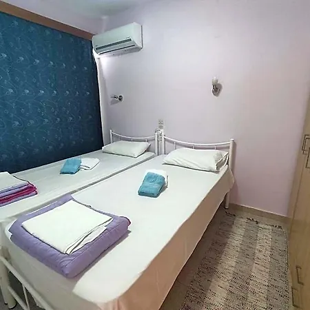 Econa Ξενοδοχείο 4*